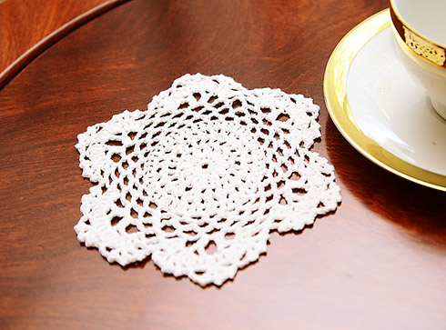 Crochet Round Doilies. 6" Round. White color. 12 pieces pack